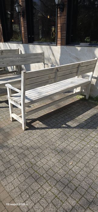 Запазени Дървени пеики