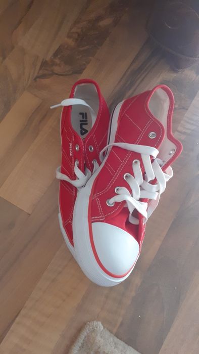 Teniși Fila Noi, nr. 42