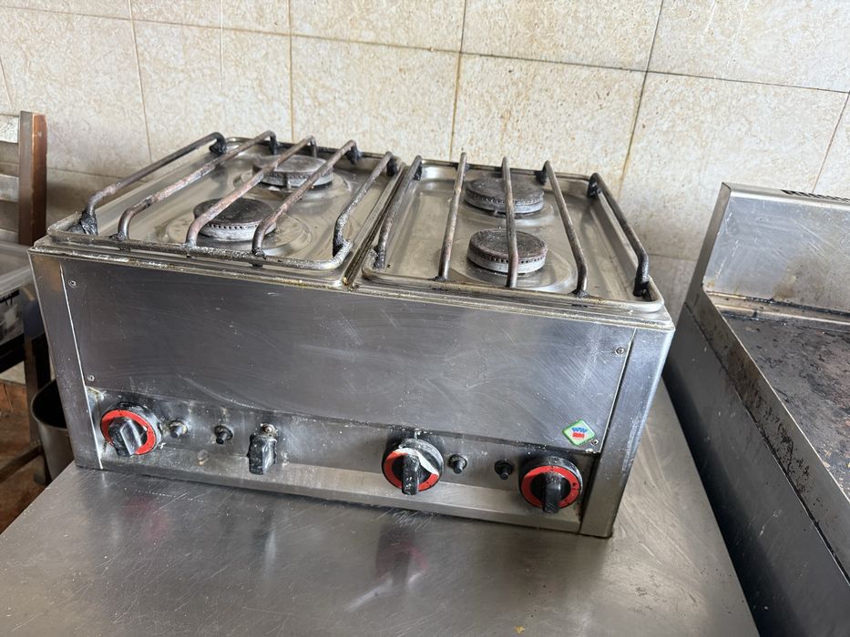 Газова печка за готвене RM Gastro с 4 котлона без шкаф