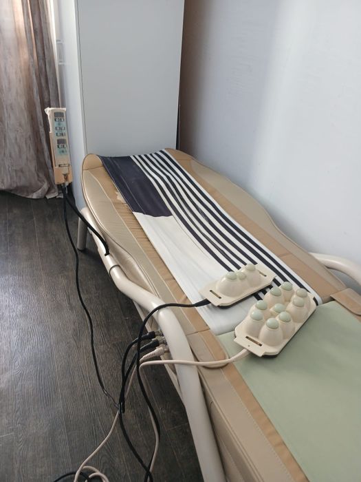Pat pentru Masaj +Aparat masaj picioare