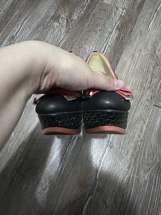 Продам туфли бу цена символическая)