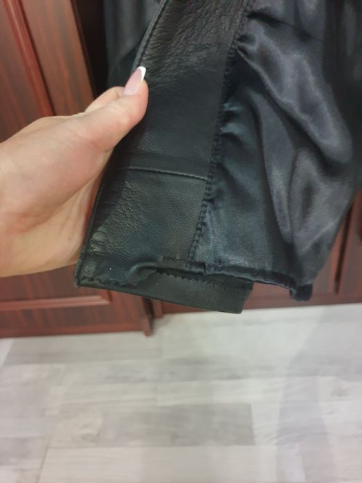 Продаётся 2 кожаных плаща