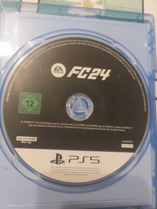 Диск - игра FC24 PS5