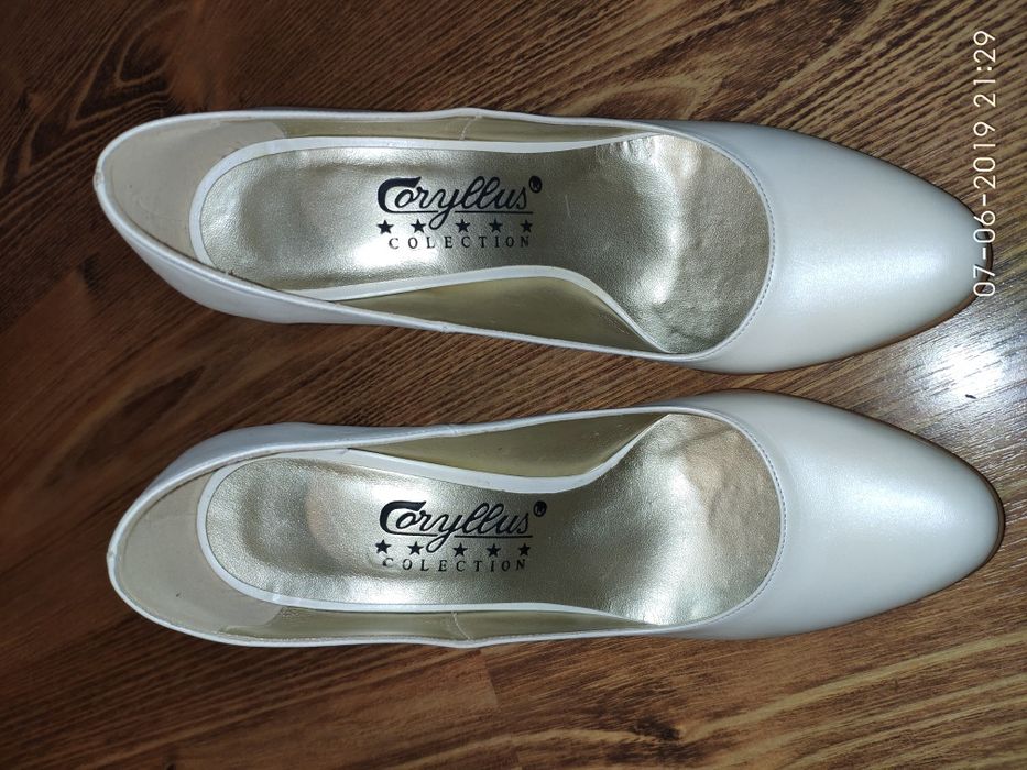 Pantofi din piele dama marime 37 CORYLUSS COLECTION