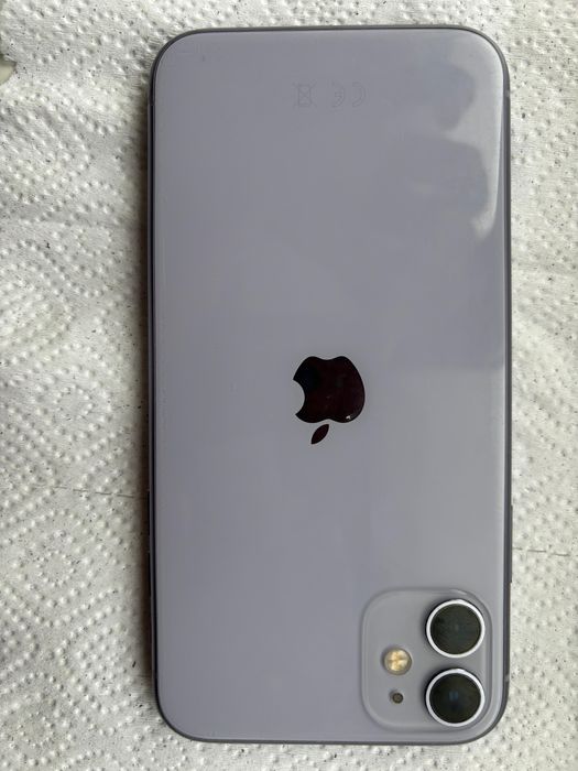 Продается айфон 11