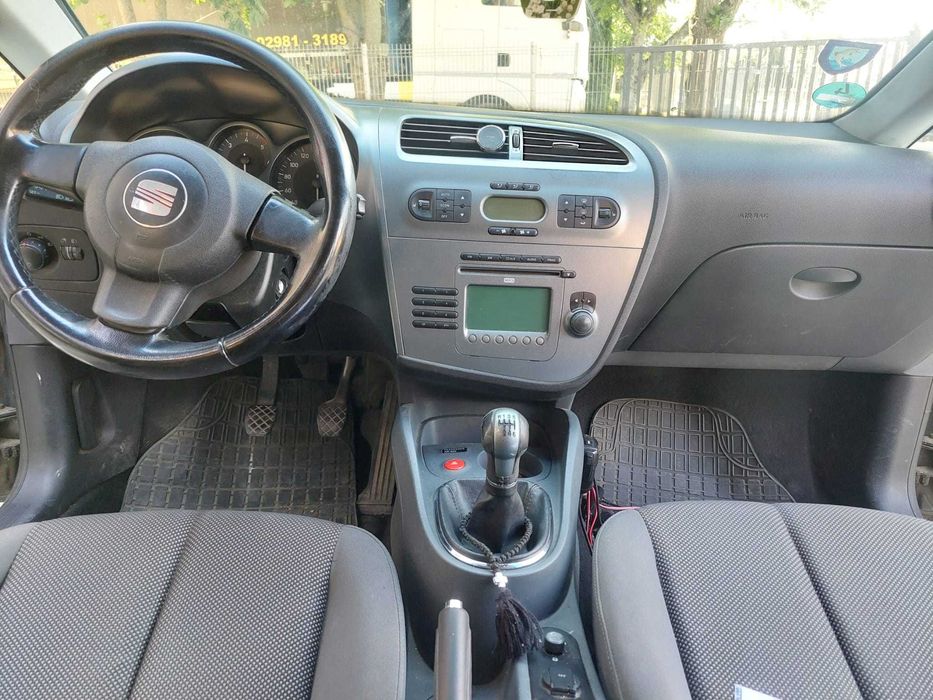 SEAT Leon 2008 — imagine 4