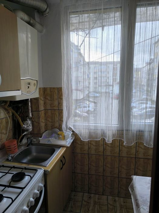 Închiriez garsonieră