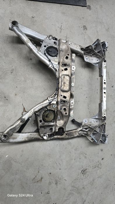 Cadru motor jug motor bmw seria 5 g30 g31 g11 g12 tractiune spate
