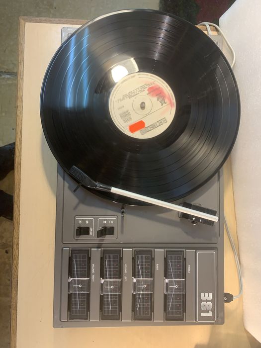 UNIVERSUM FV 5512, Philips 381 stereo