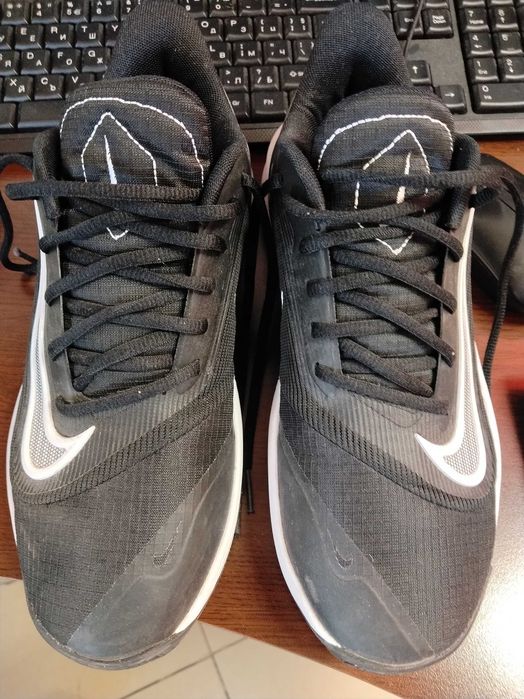 Маратонки Nike леки