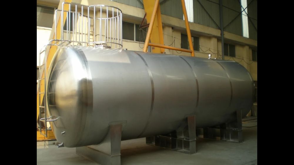 Емкости из нержавеющей стали. Монтаж труб Токарные работы