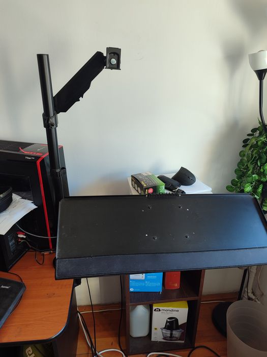 Stand suport brat pentru monitor si tastatura