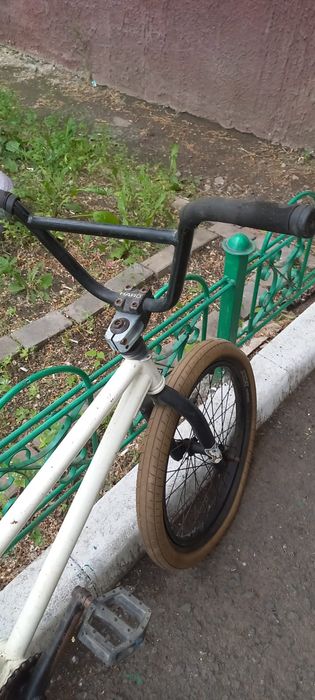 BMX велосипед. В хорошпм качестве