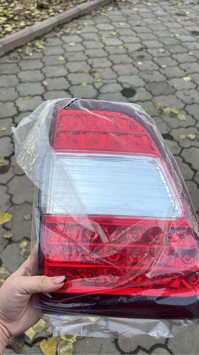 Фонари Land Cruiser 100