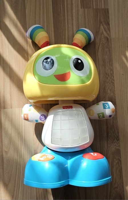 Лот роботче Fisher price с музикално килимче