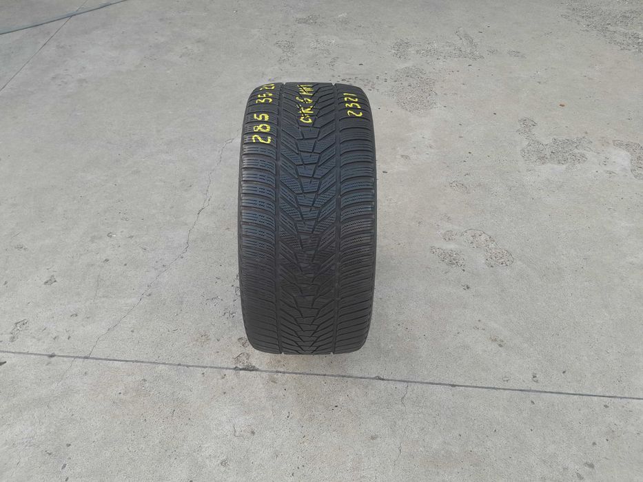 O anvelopa de iarna 285 35 20 hankook Icept evo3  cu 6 mm 2021