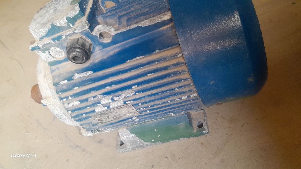 Электродивигител