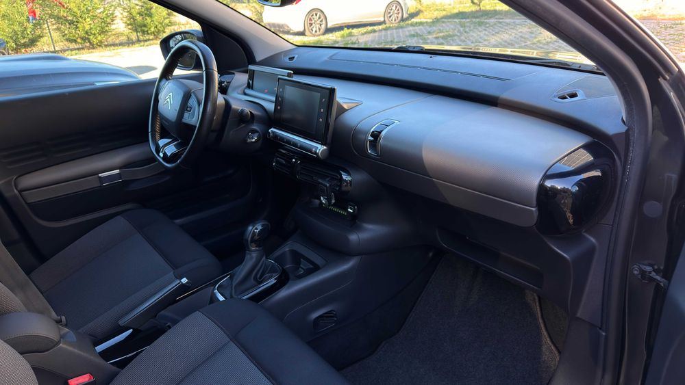 Citroën C4 Cactus 2018, 1.2 benzină 110 CP, manuală, 146.000 km