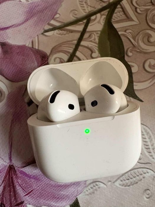 AirPods 4 оригинални в гаранция