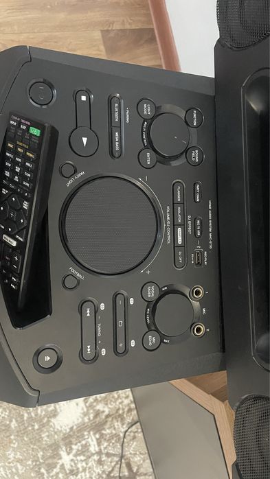 Музыкальный центр Sony mhc-gt3d