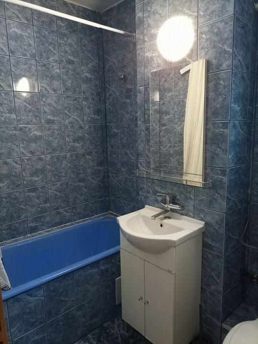 Garsonieră spațioasă, confort 1, 40,9 mp, etaj 2, complet mobilată – Târgu Ocna