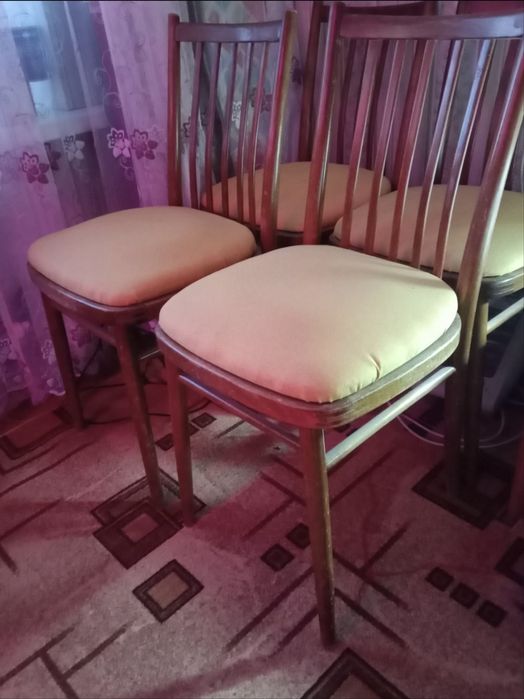Продам стулья,6штук