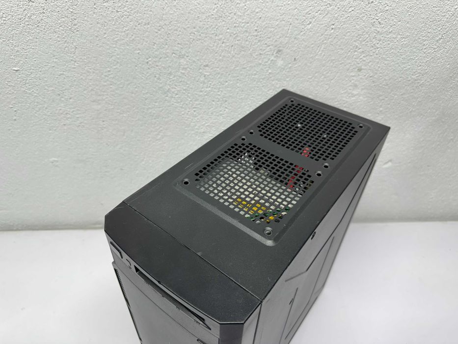 Компютър - CPU AMD A6-3650/GPU- AMD RADEON HD 6530 D/RAM 4GB/HDD 700GB