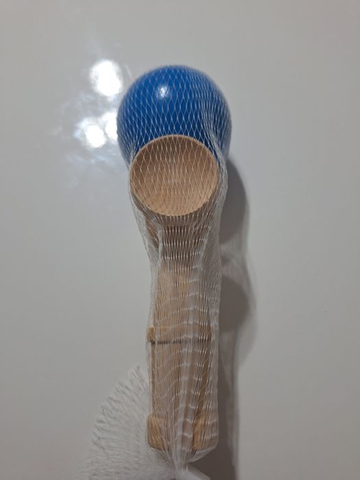 Jucărie kendama noua