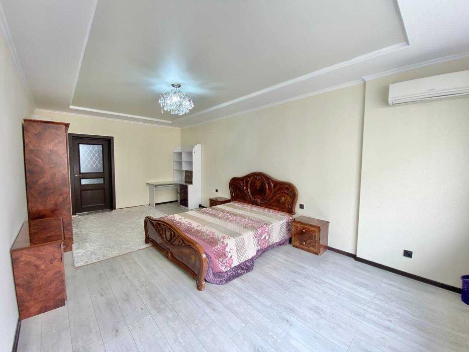 2-комнатная квартира · 72 м²