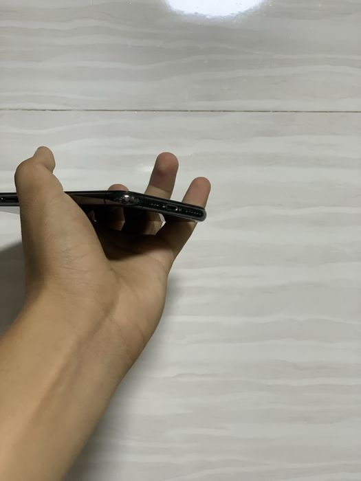 IPhone xs 64Gb sotiladi