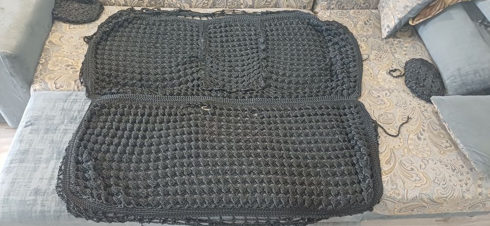 Авточехлы продам