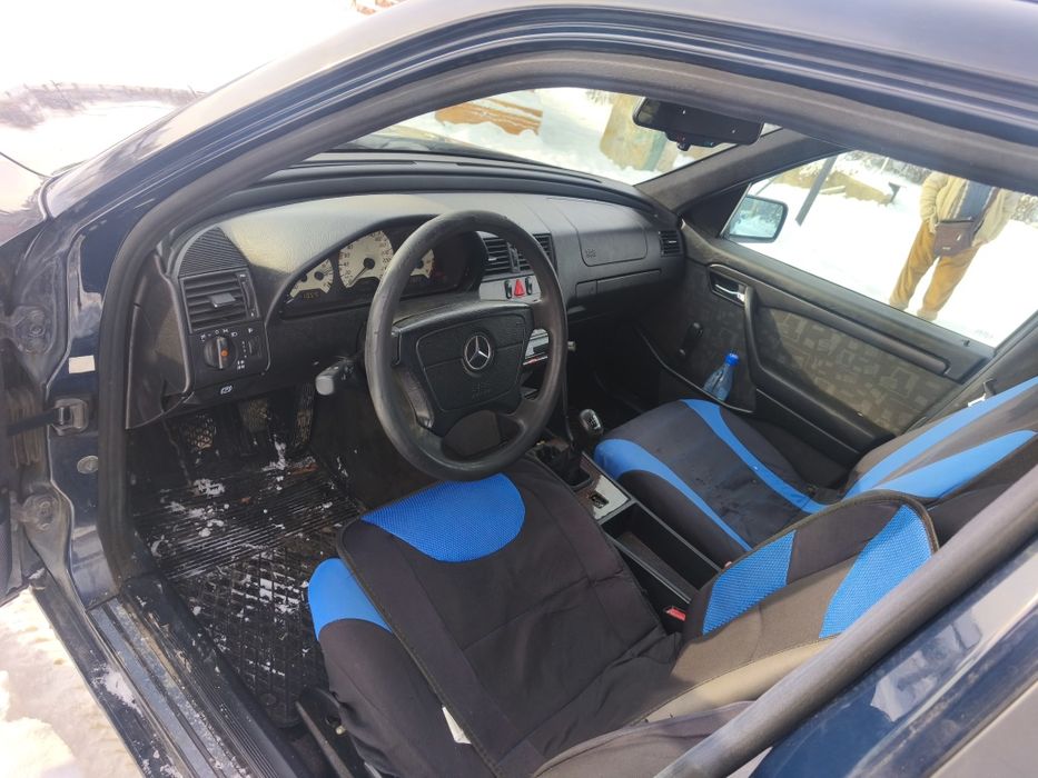 Mercedes C180 an 1996 benzina