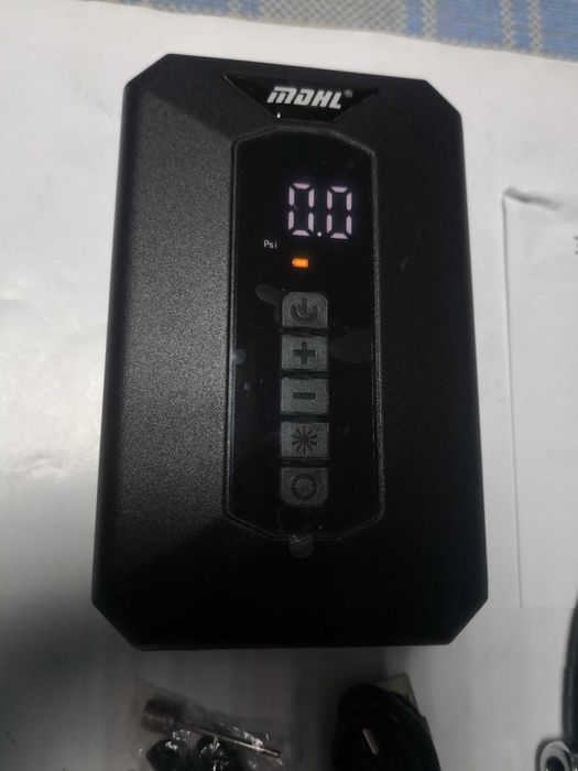 Pompa aer auto electrica