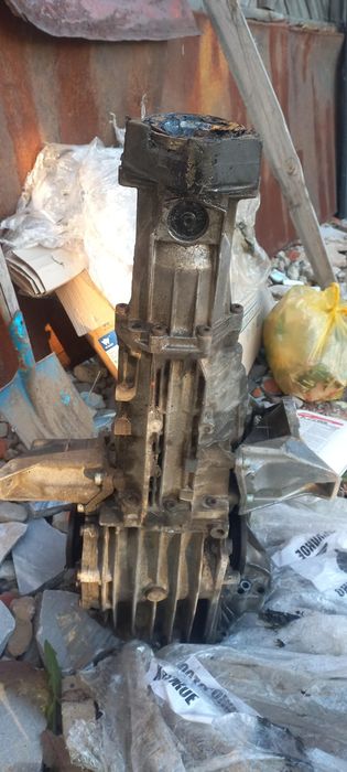 Коробка, привода, редуктор АУДИ 100