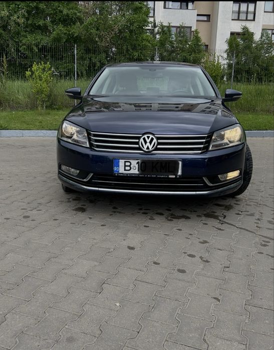 VOLKSWAGEN Passat 2011