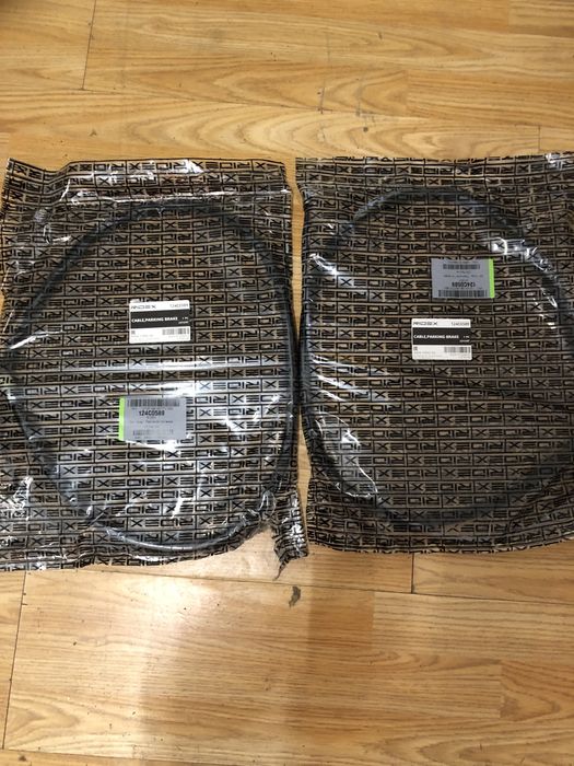 Жила за ръчна спирачка Пежо 207