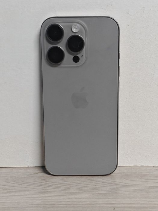 Iphone 16 pro 256 gb  Айфон 16 про 256 гб