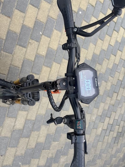 Vand sau schimb Trotineta electrica Kukirin M5 PRO