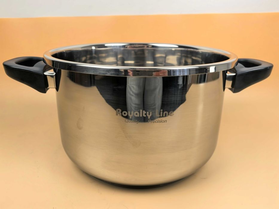 Oala sub presiune 9 litri 22 cm diametru 379 lei