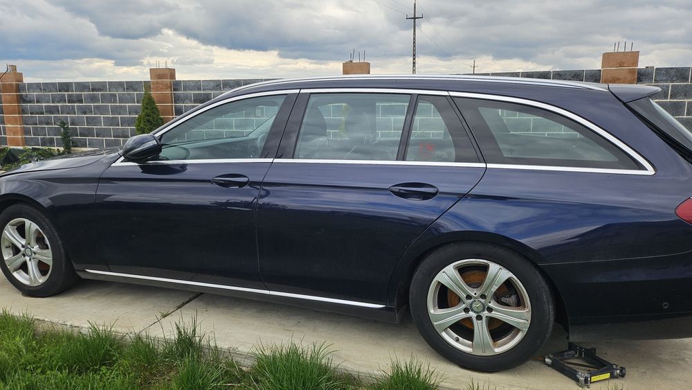 Ușă portiera mercedes e clas w213 stânga fata