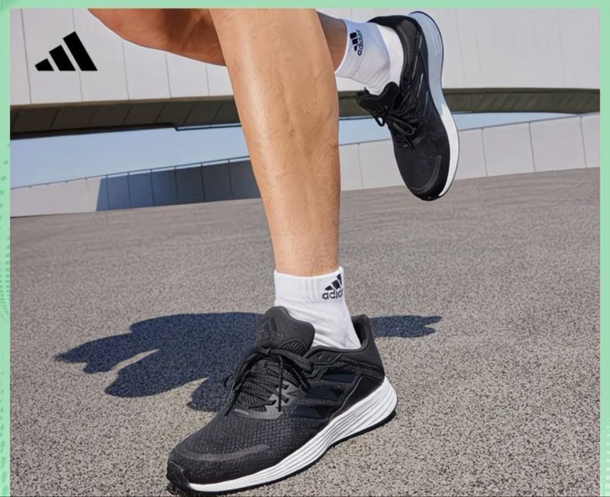 Кроссовки Adidas новые продам