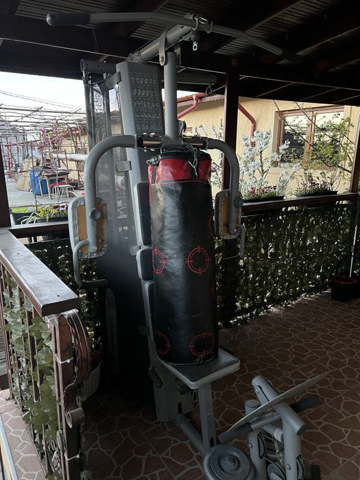 Aparat multifuncțional pentru fitness – ideal pentru antrenament acasă