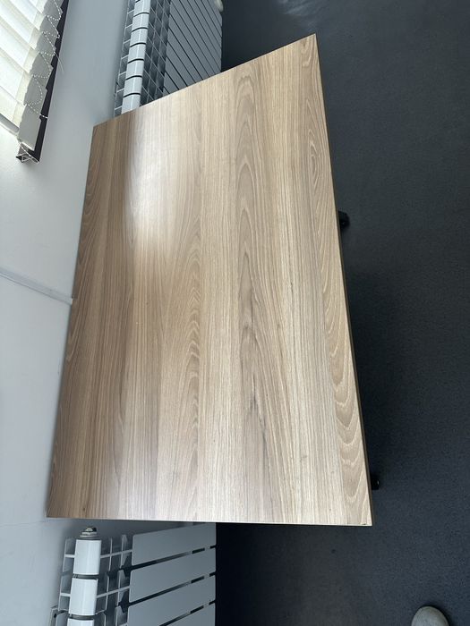 Стол рабочий крепкий