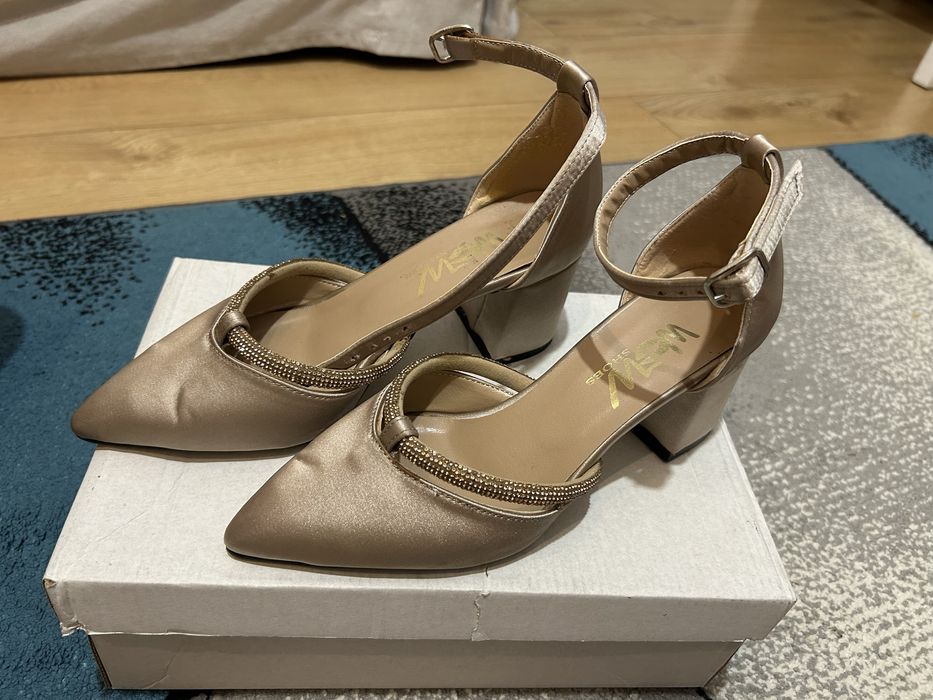 Pantofi eleganti marimea 36