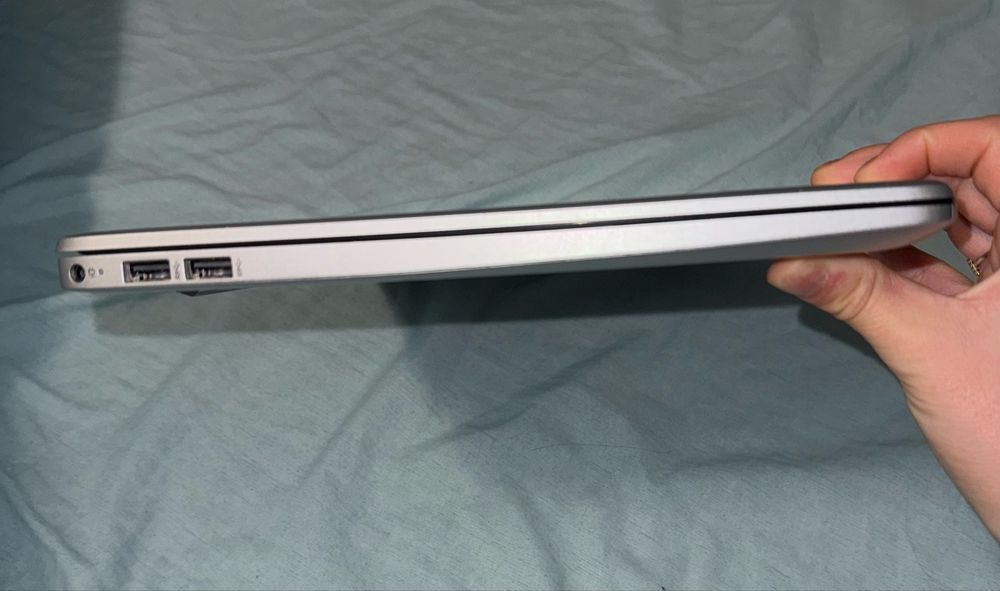 Laptop HP 15s-fq2039na