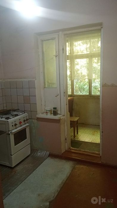 8мкр 3 хона Срочна сотилади