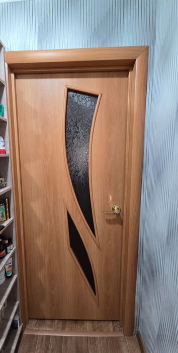 Продам межкомнатные двери