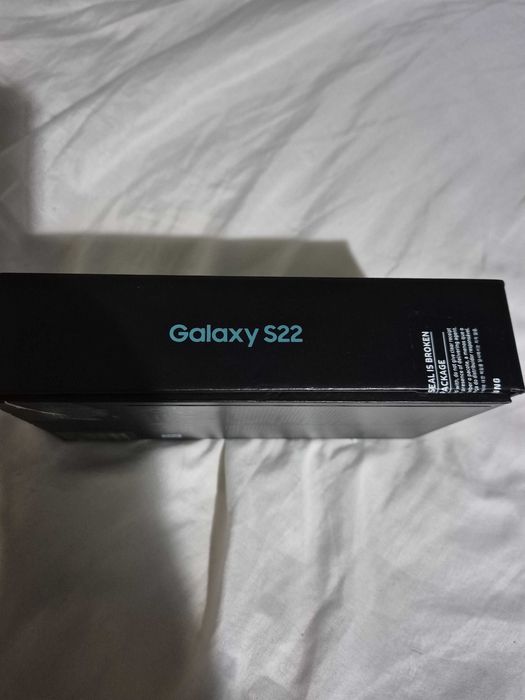 Продавам samsung  galaxy s22