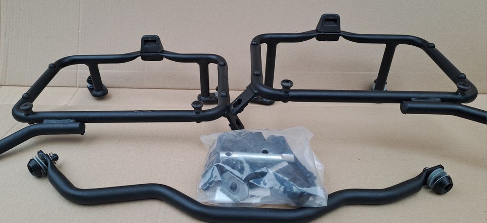 Suporti Sidecase Monokey GIVI, Triumph Tiger 800