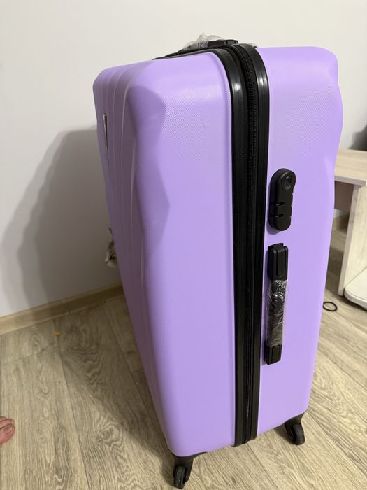 Чемодан l’case новый